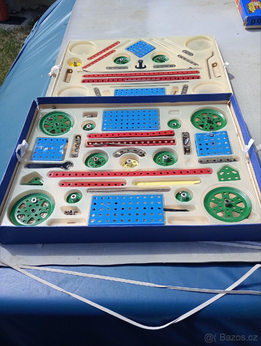 Retro hračky a společenské hry - 2