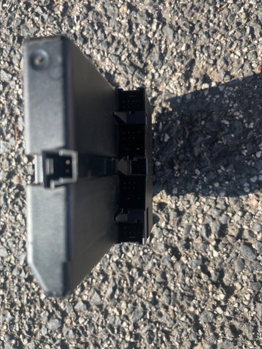 Spínací skříňka mercedes - 2