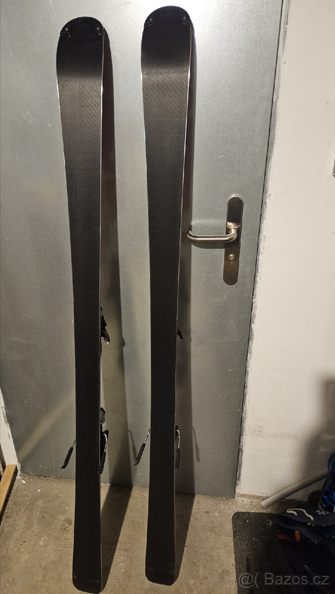 Carvingové sjezdovky ATOMIC 4R 159 cm, PO SERVISU - 2