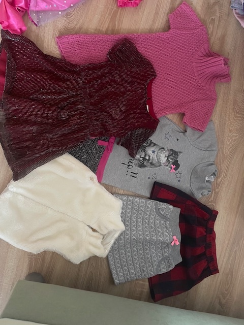 Holčičí oblečení 116-122 (6-8 let) - 2