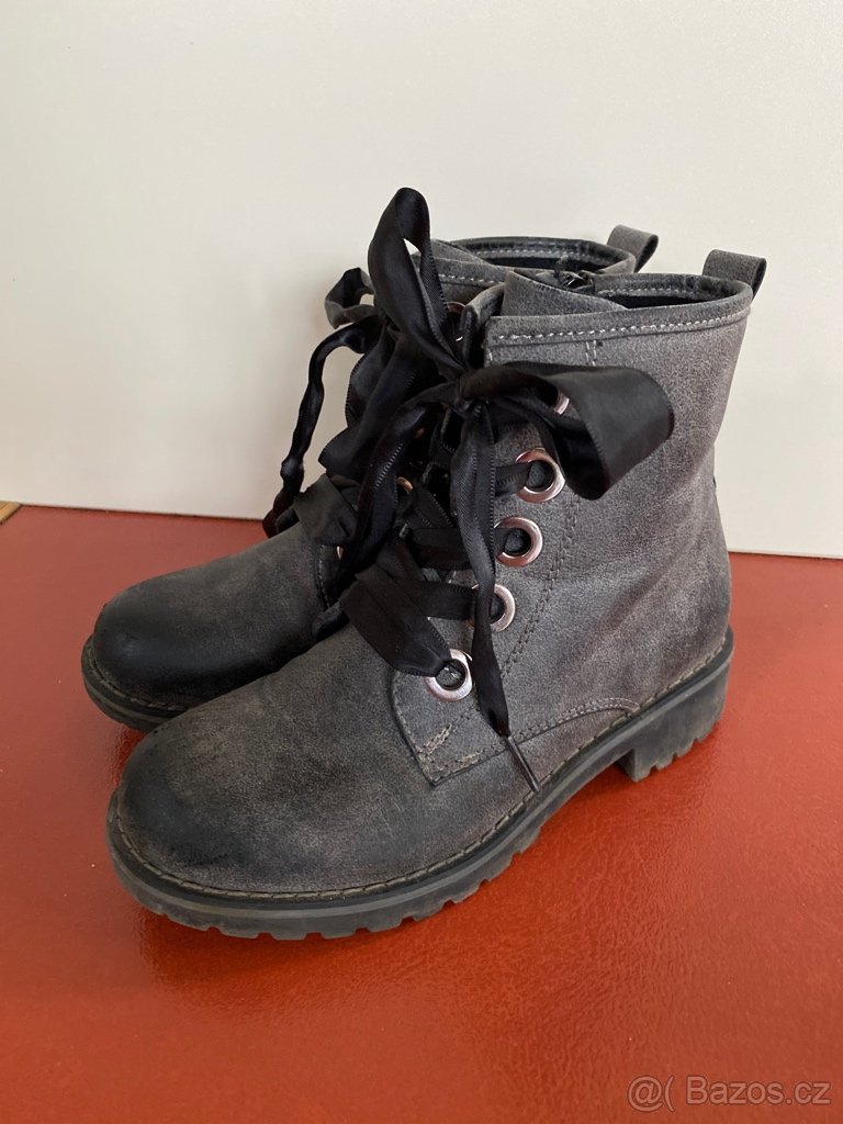Kotníčkové boty na zip, velikost 31 - 2