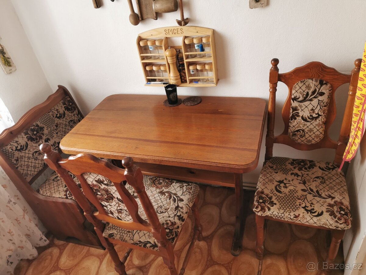 Jídelní set, dvě lavice, dvě židle, stůl, dřevěné - 2