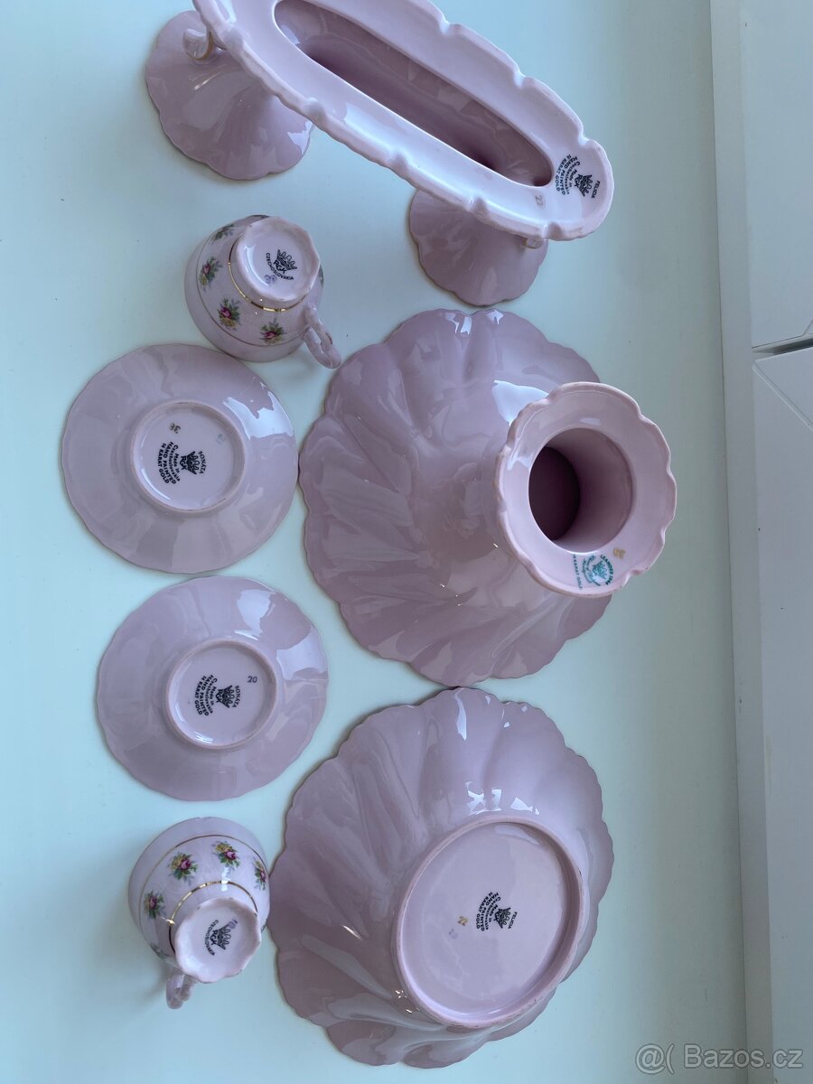 Prodám sadu růžového porcelánu - 2