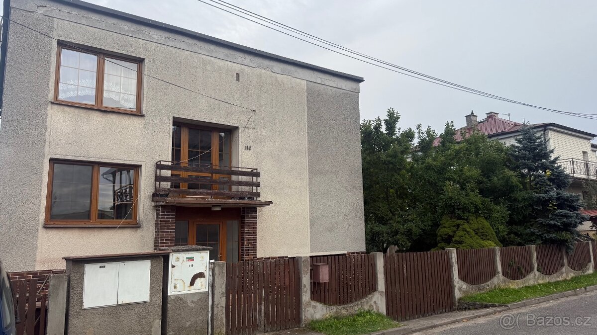 Prodej rodinného domu 15 km od Hradce Králové - 2