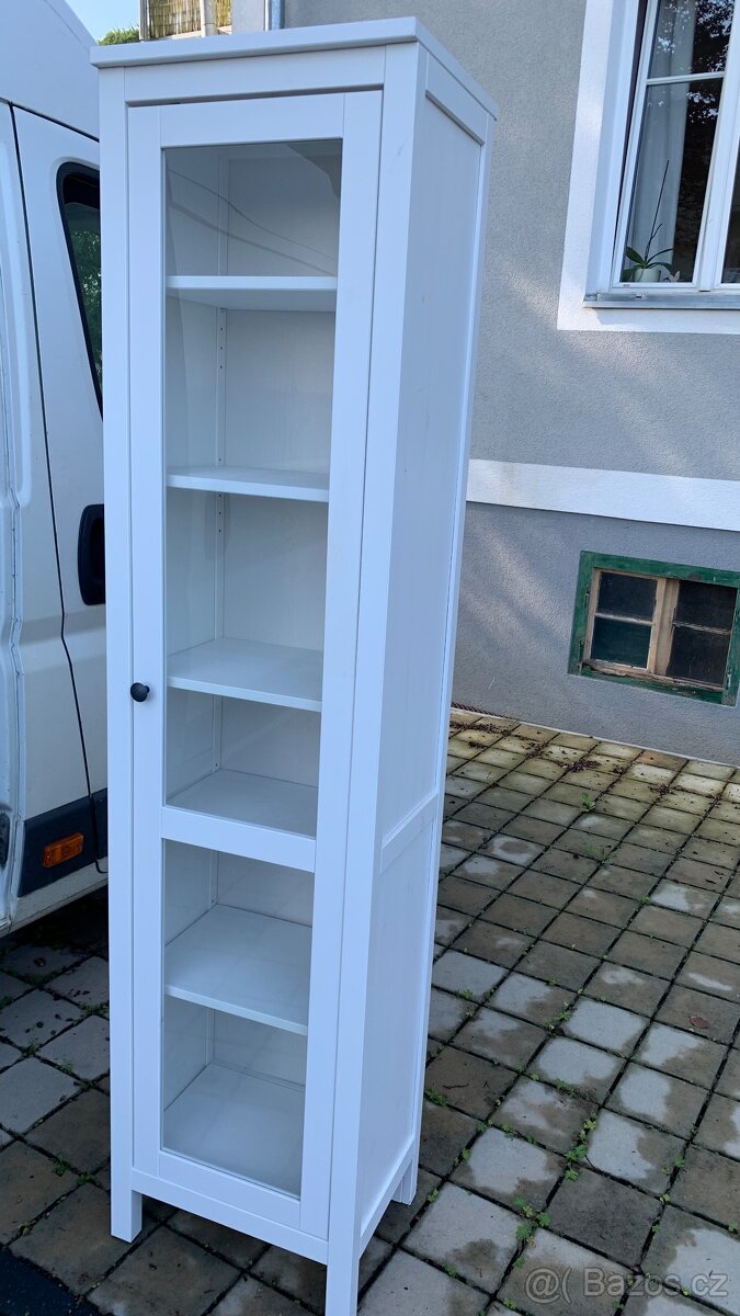 Ikea Hemnes prosklená knihovna - vitrína masiv bílé mořidlo - 2