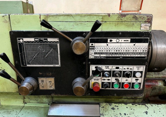 Soustruhy - hrotové SUS 63/80 - 2