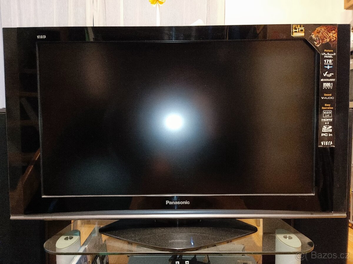 TV 37" 94cm televize Panasonic Viera TX-37LZD70F Full HD - 2