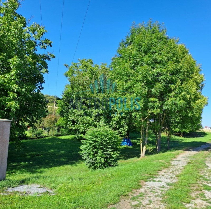 Prodej stavebního pozemku – Vonoklasy (1045 m²) - 2