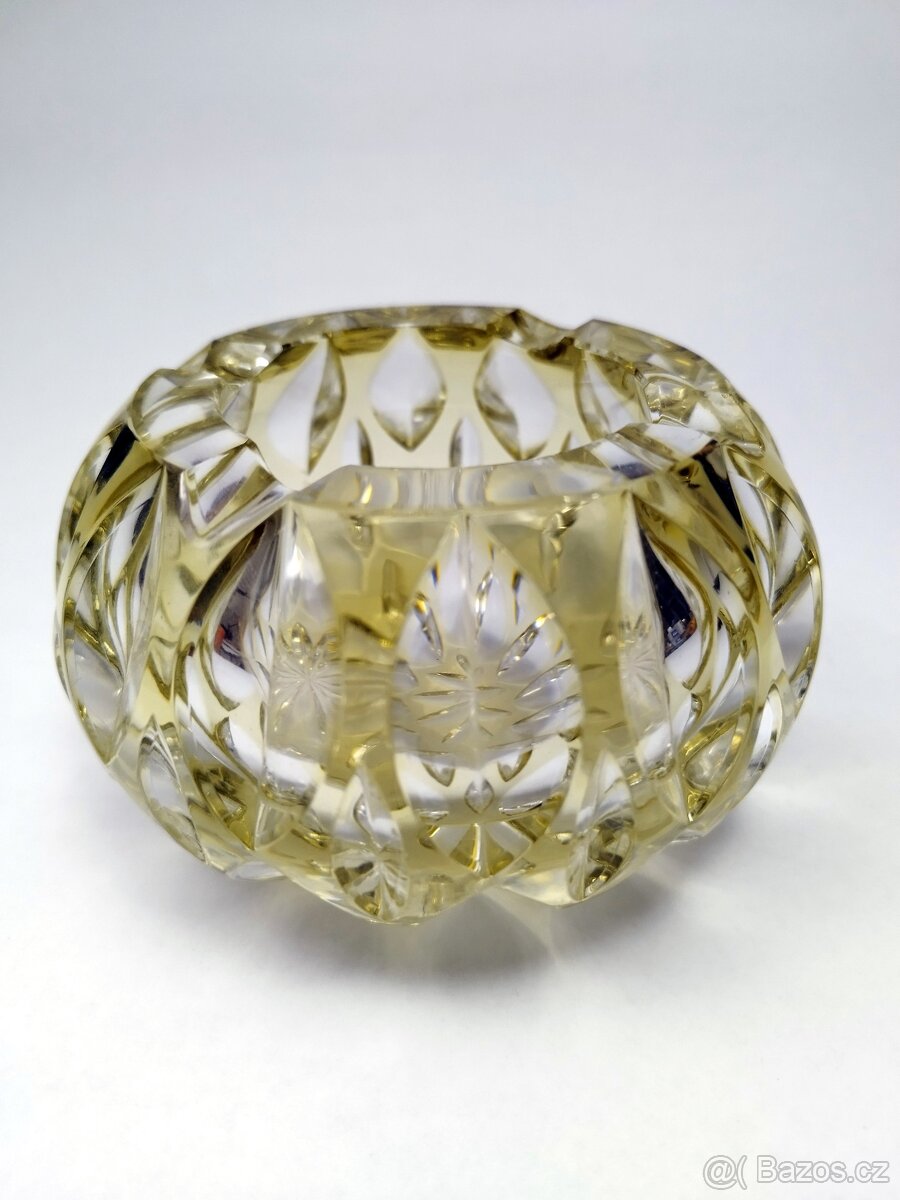 Popelník broušený citrínový - 2