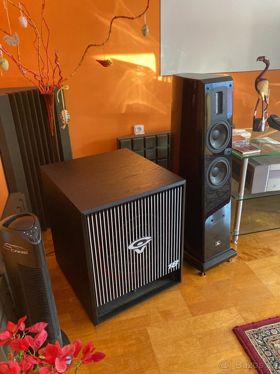 CERWIN-VEGA CVHF-18S - 2