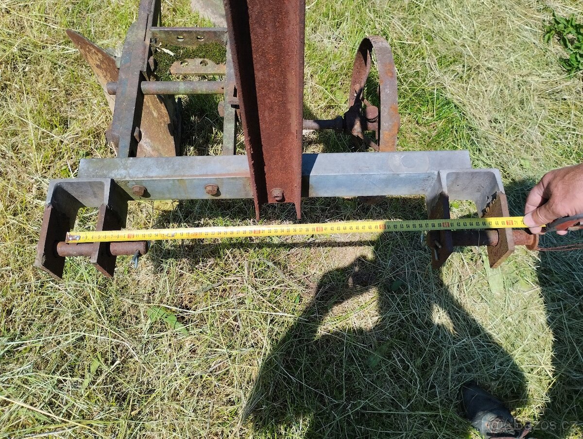 Vyoravač brambor - 2