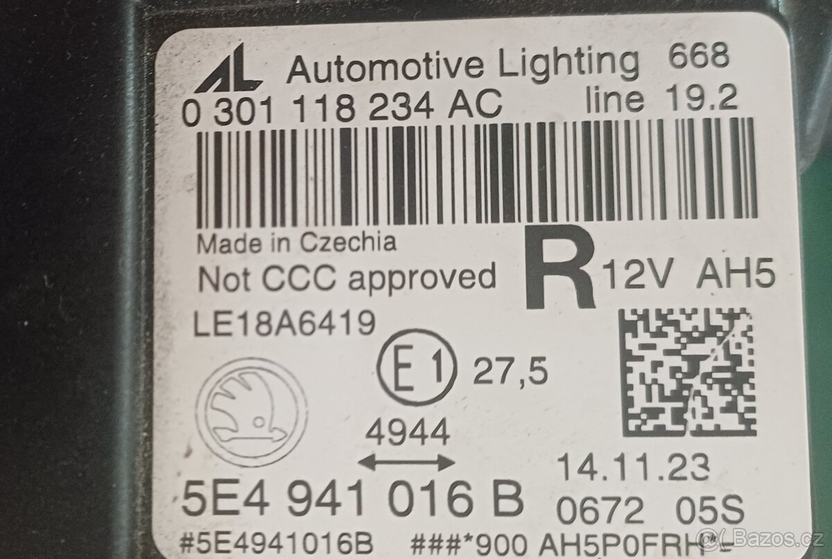 Světlo Škoda Octavia 4 5E4941016B - 2