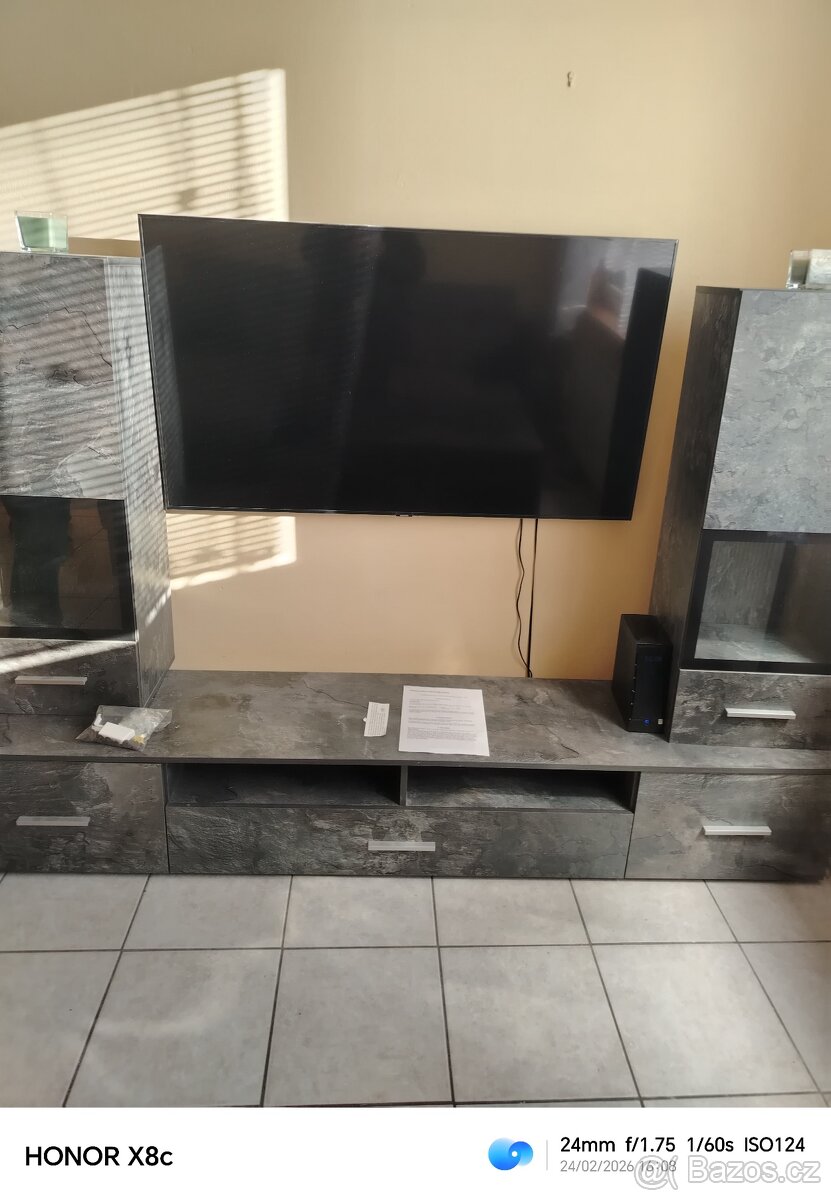 Obývací stěna - 2