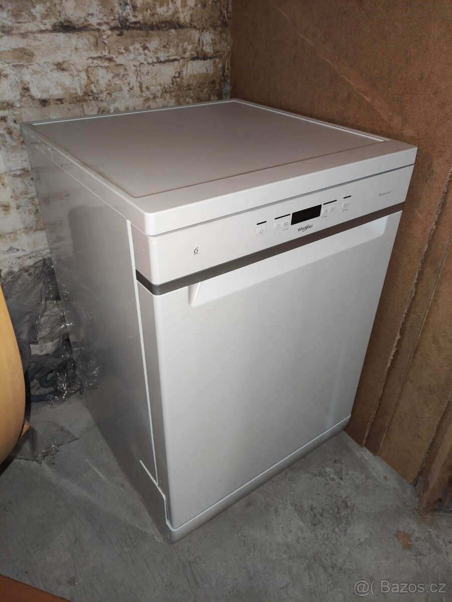 Myčka nádobí Whirlpool WFC 3C33 PF - 2