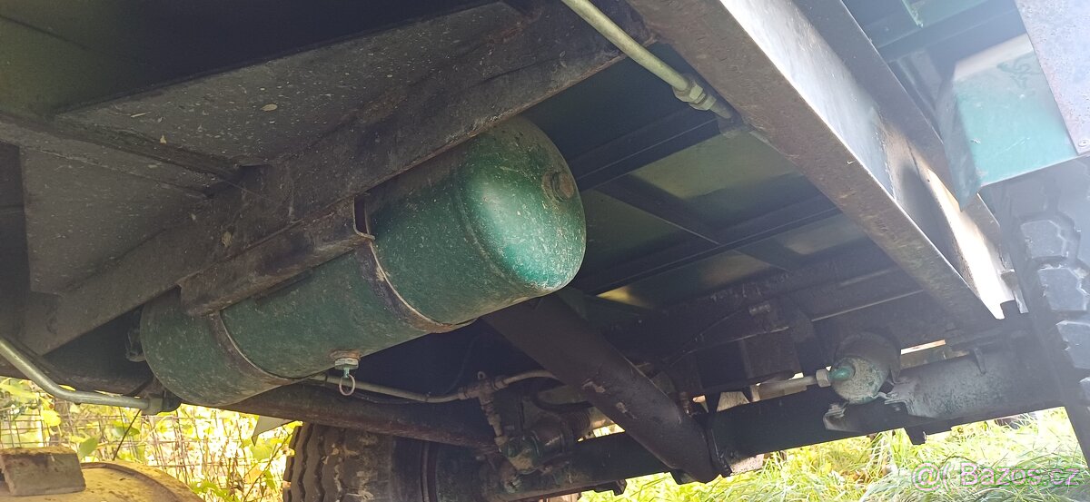 Vlečka přivěs návěs - 2