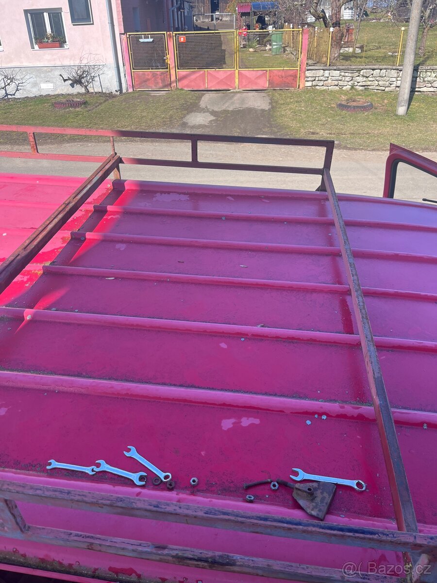 Střešní zahrádka na Ford Transit - 2