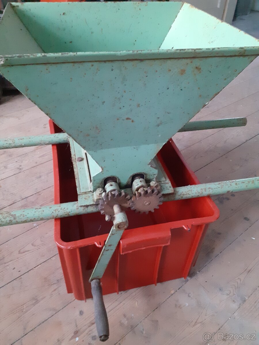 mlýnek na hrozny - 2