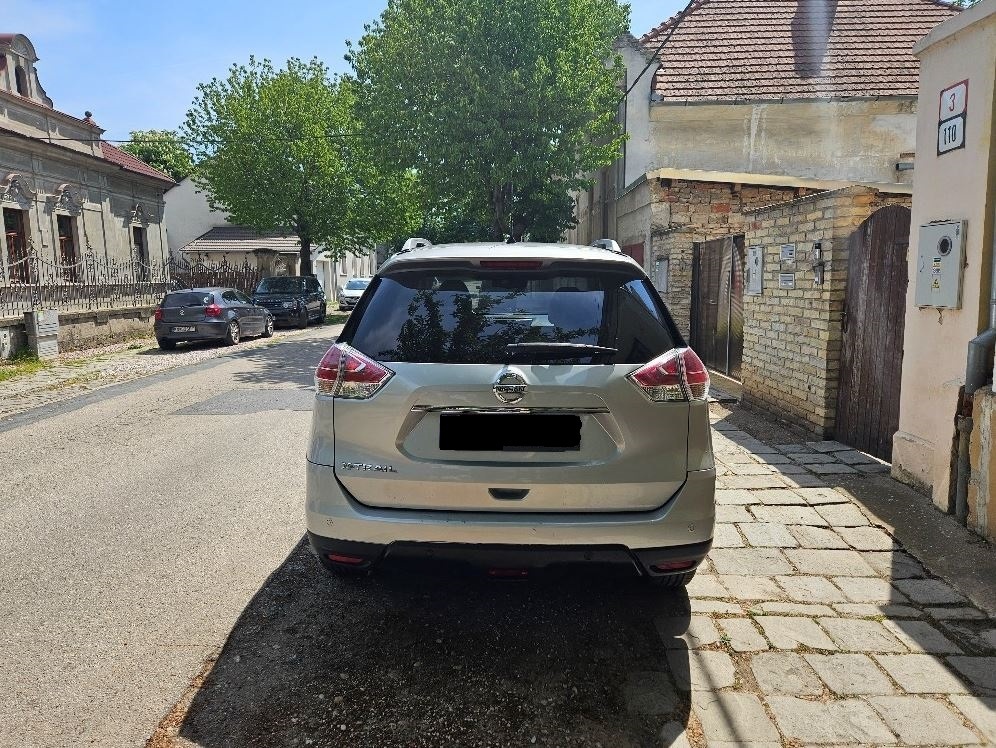Nissan X-Trail 1,6 dCi SUV Automat - 2