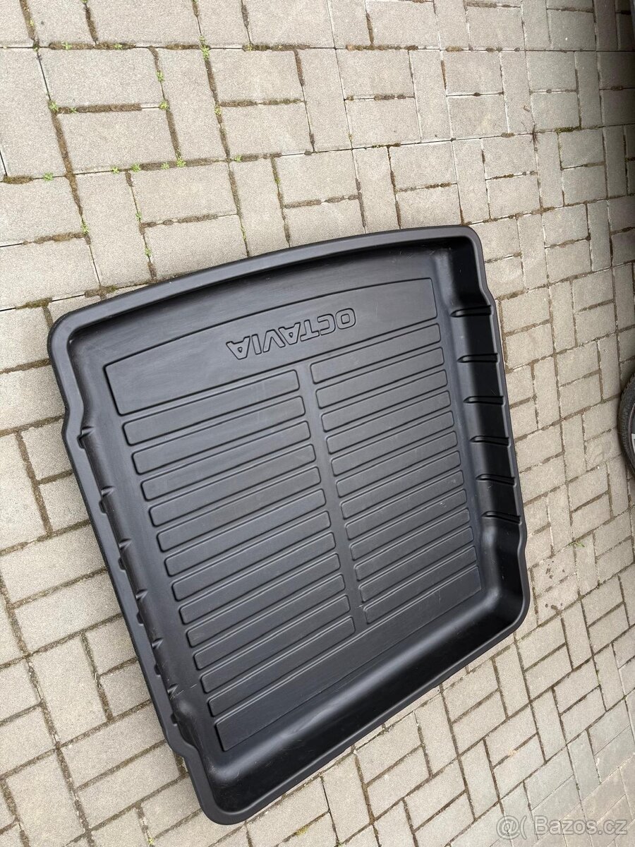 Plastová vana do kufru Octavia III Liftback 2013-2021 - 2