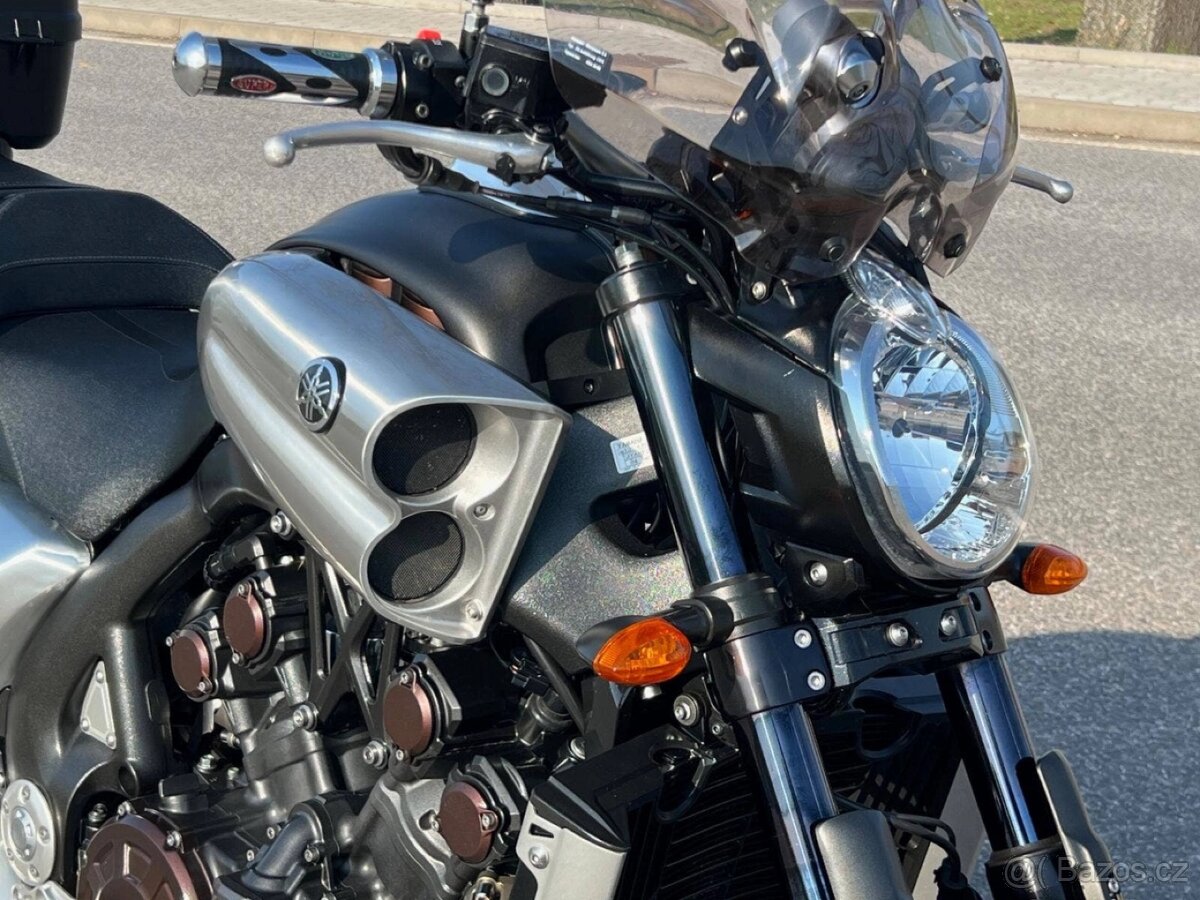 Prodám YAMAHA V MAX - 2