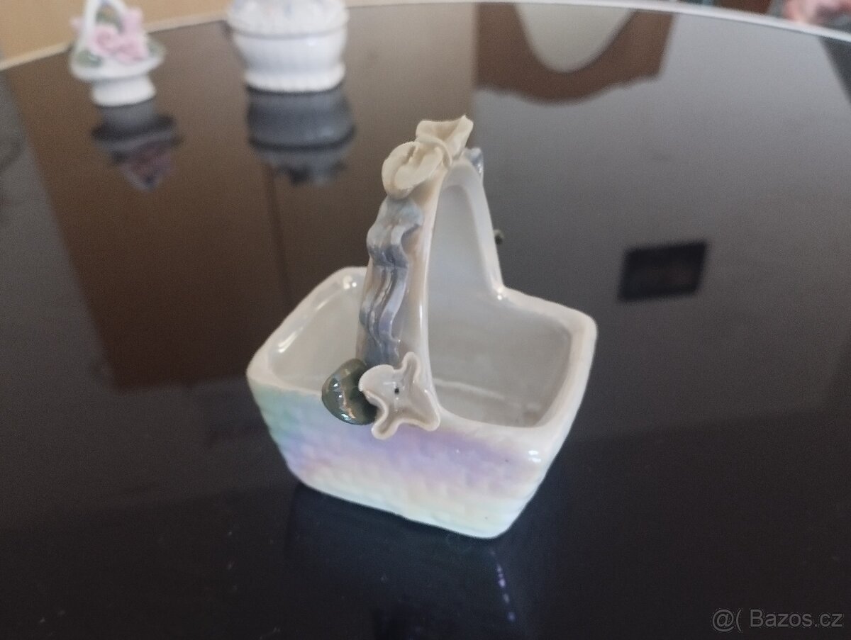Porcelánový košíček - 2