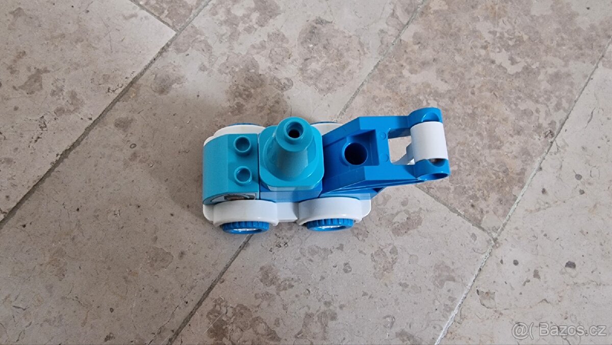 Lego odtahovy vuz - 2
