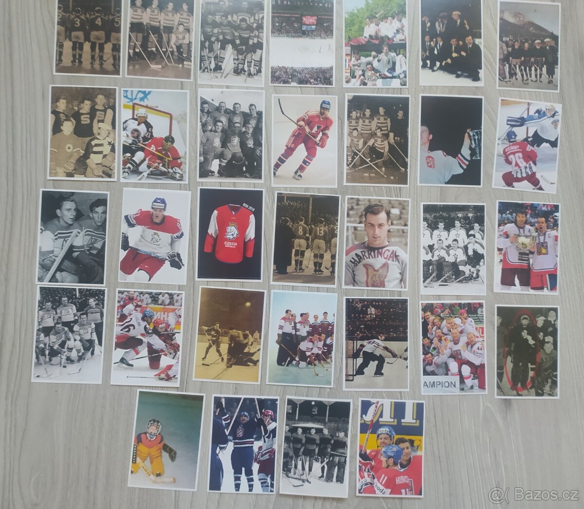 48 ks hokejových karet/samolepek Kaufland - 2