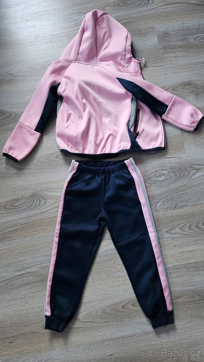 Teplakova souprava dívčí 4 roky - 2