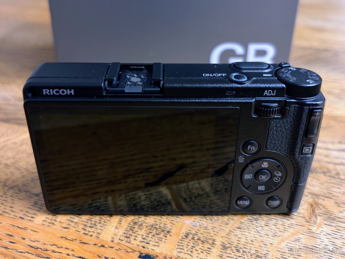 Ricoh GR IV - 2
