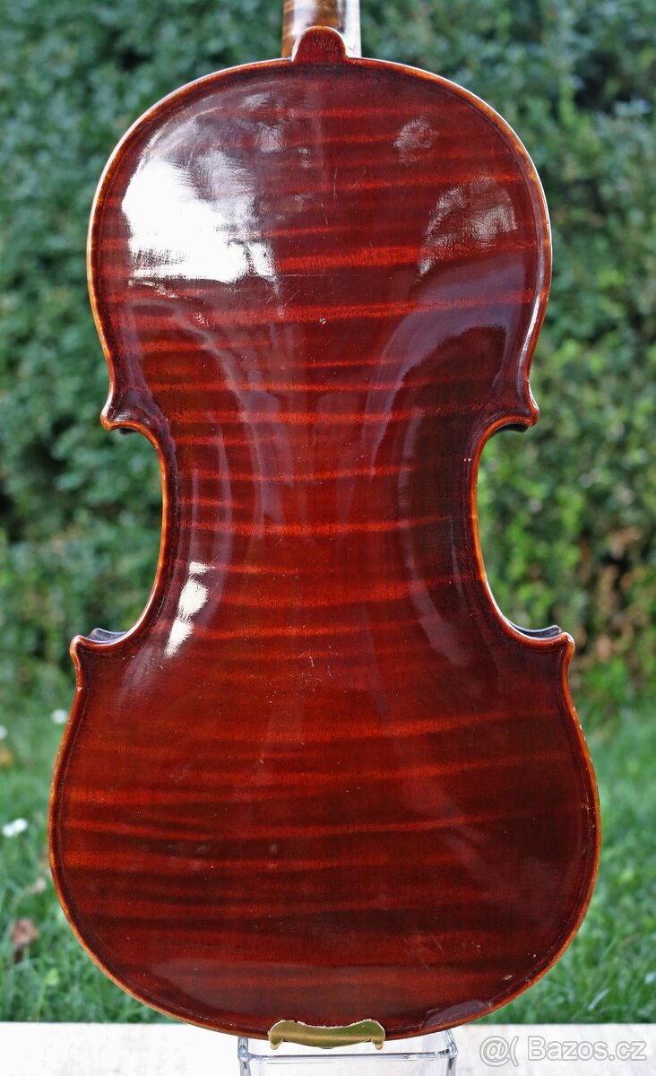 Mistrovské staré housle nejvyšší kvality, Emmanuel Hüller - 2
