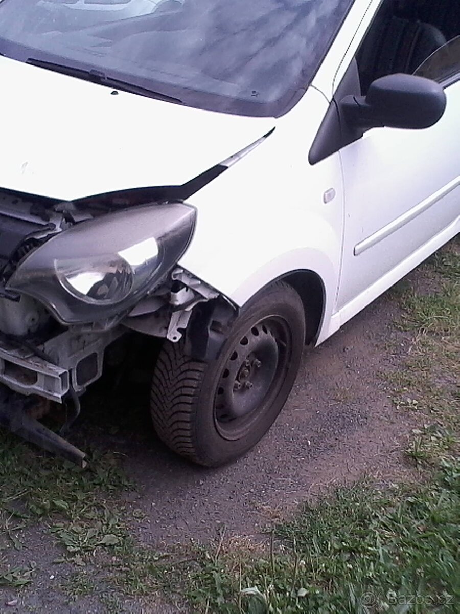 renault twingo 1.2 55kw,r.v.2012,204000km. - 2