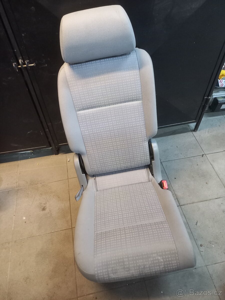 Zadní sedačky vw caddy mk3 - 2
