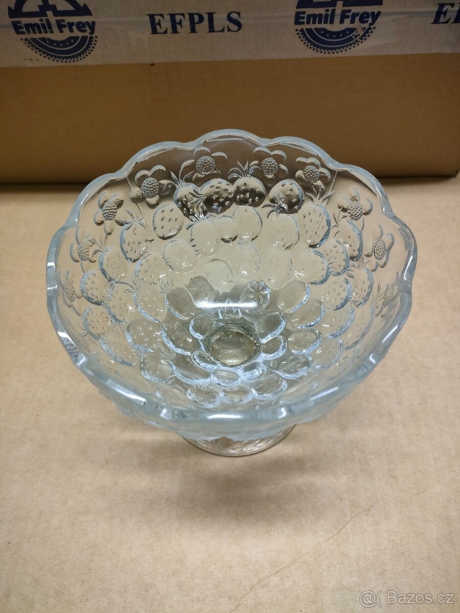 Skleněná mísa - 13,5cm - 2