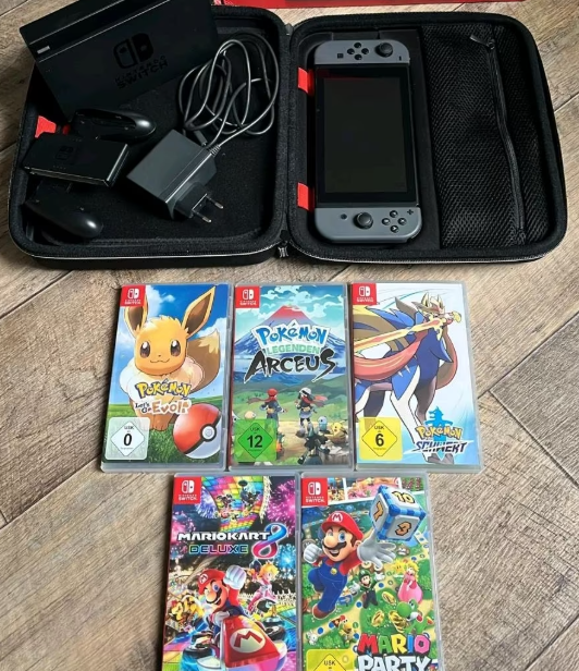 Nintendo Switch a příslušenství - 2