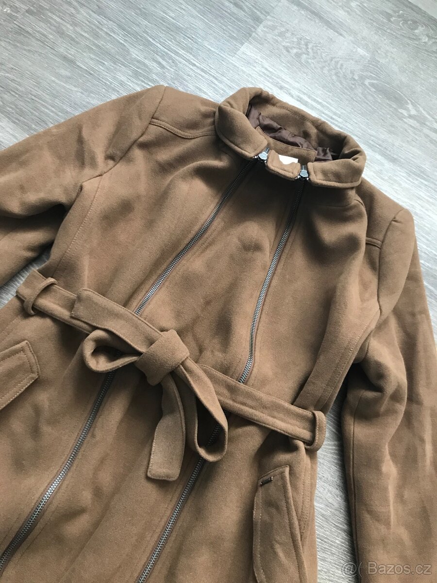 Nosící kabát, vel. M - 2