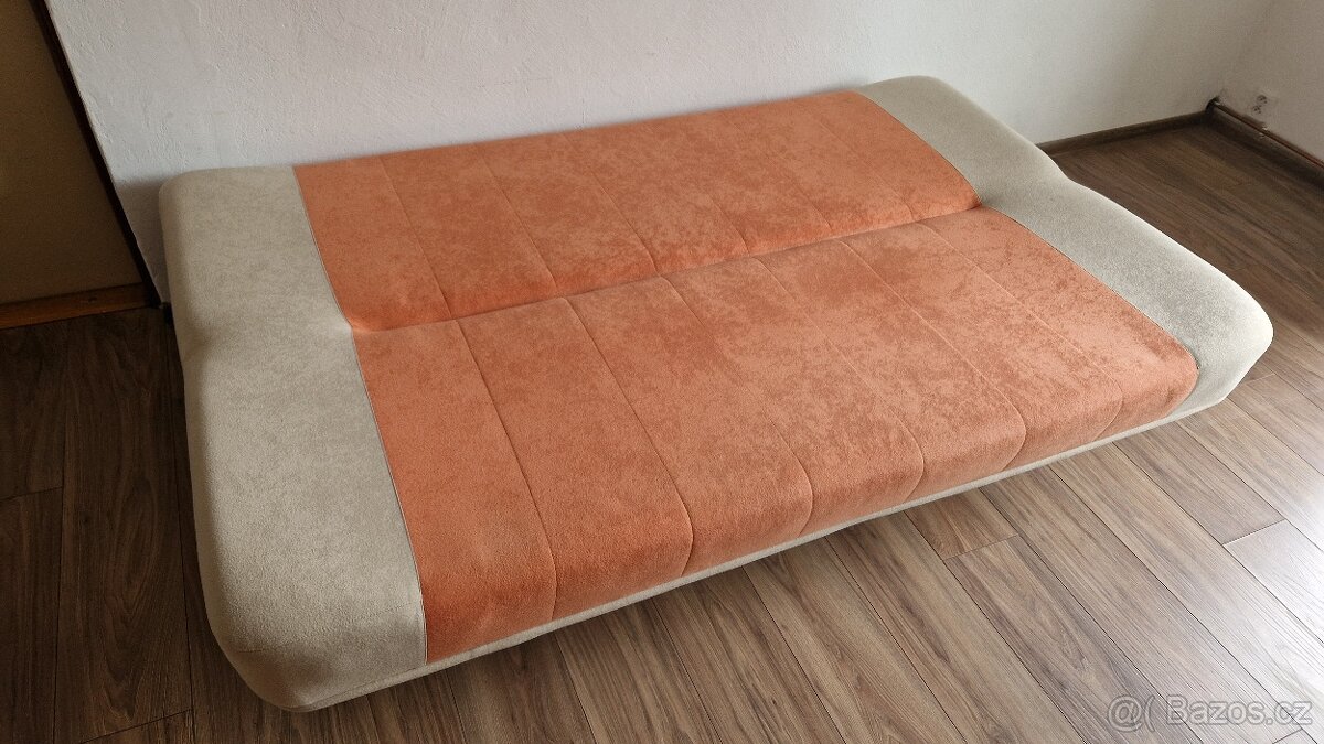 rozkládací gauč - 2
