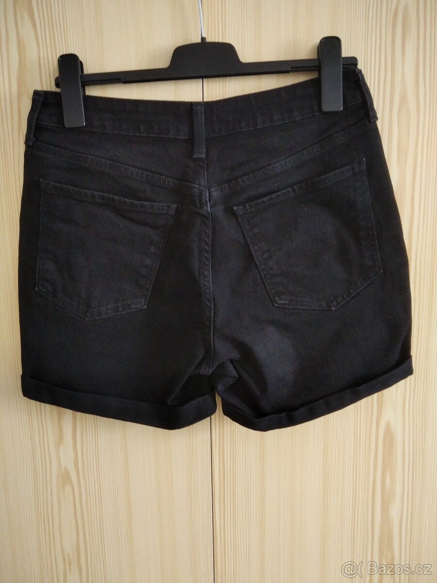 Dámské šortky zn. Old Navy, vel. 8 - 2