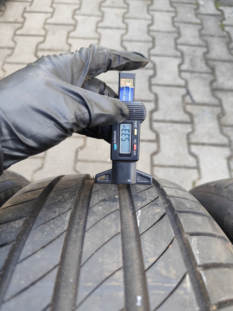 Letní pneu 225/45/17 - 2