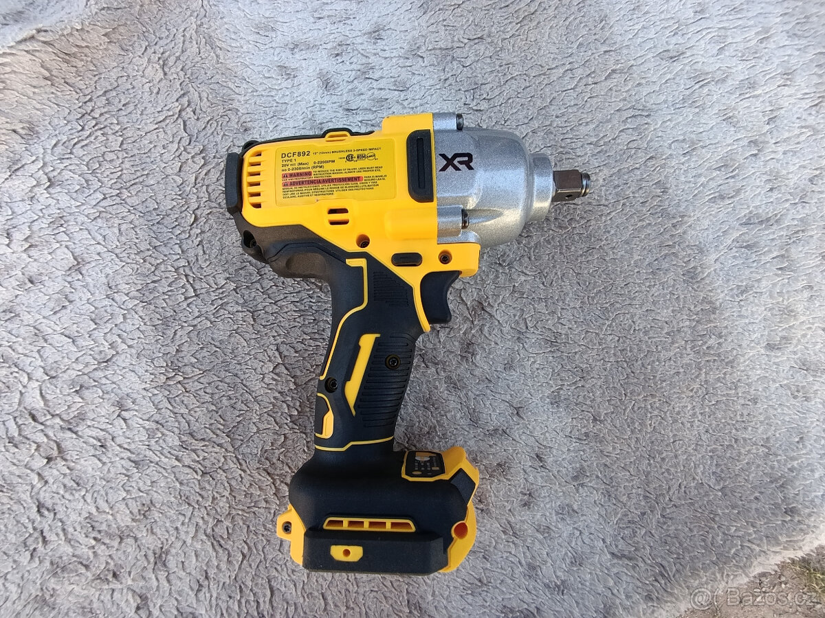 Rázový utahovák DeWALT DCF892 bez baterie - 2