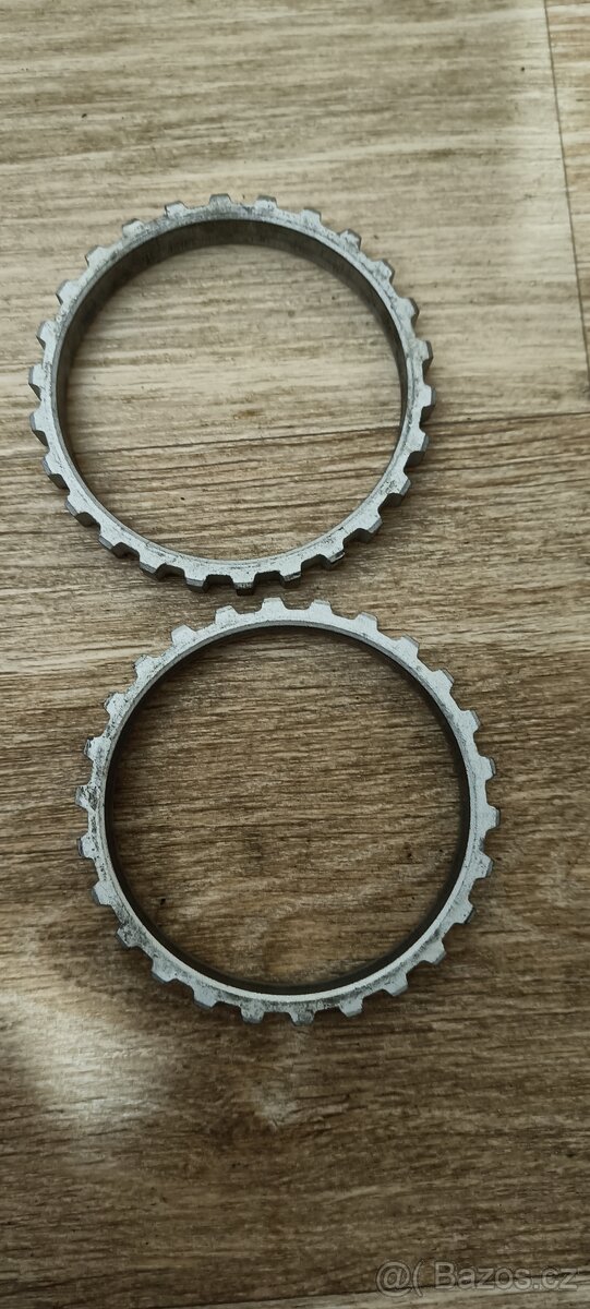 Snimací kroužek ABS - 2
