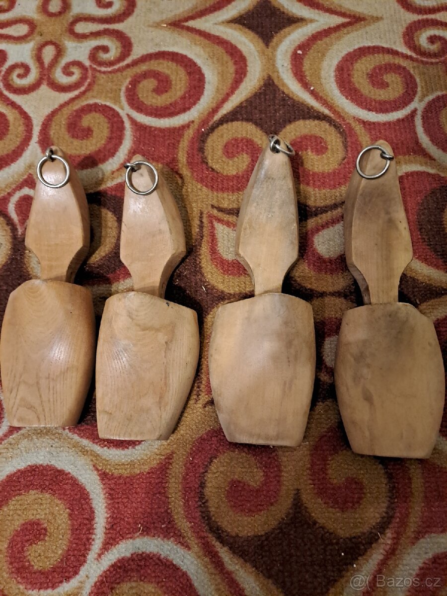 Napínáky do bot - 2