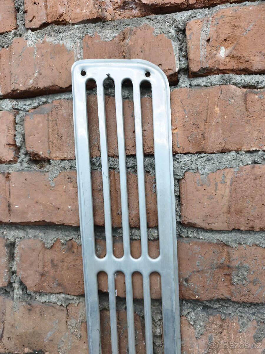 Mřížka škoda 100 110 - 2