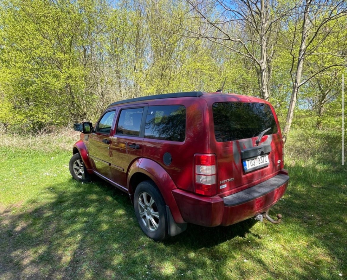 Dodge Nitro 2.8crd - 2