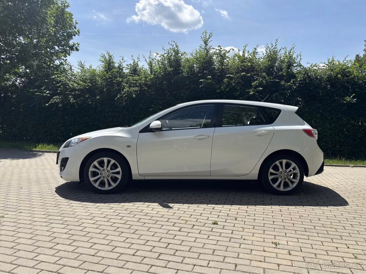 MAZDA 3 1.6 77 KW ACTIVE PLUS 2011 - BENZÍN - 2