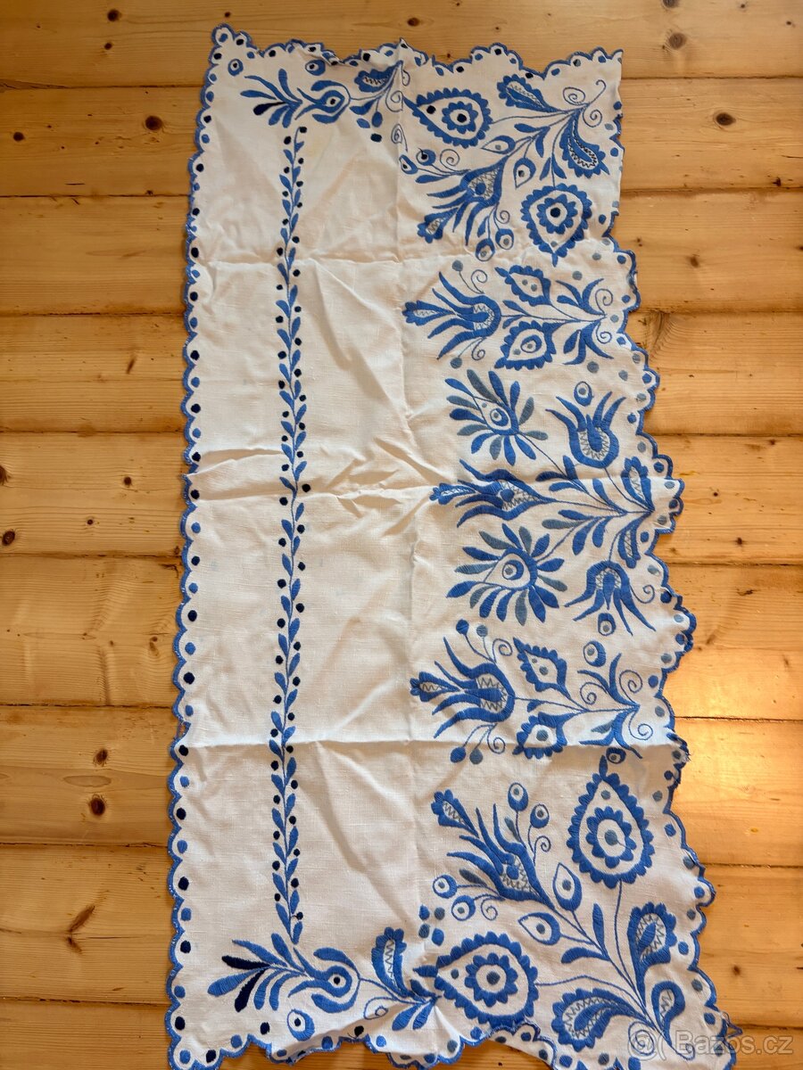 Háčkované ubrusy - 2