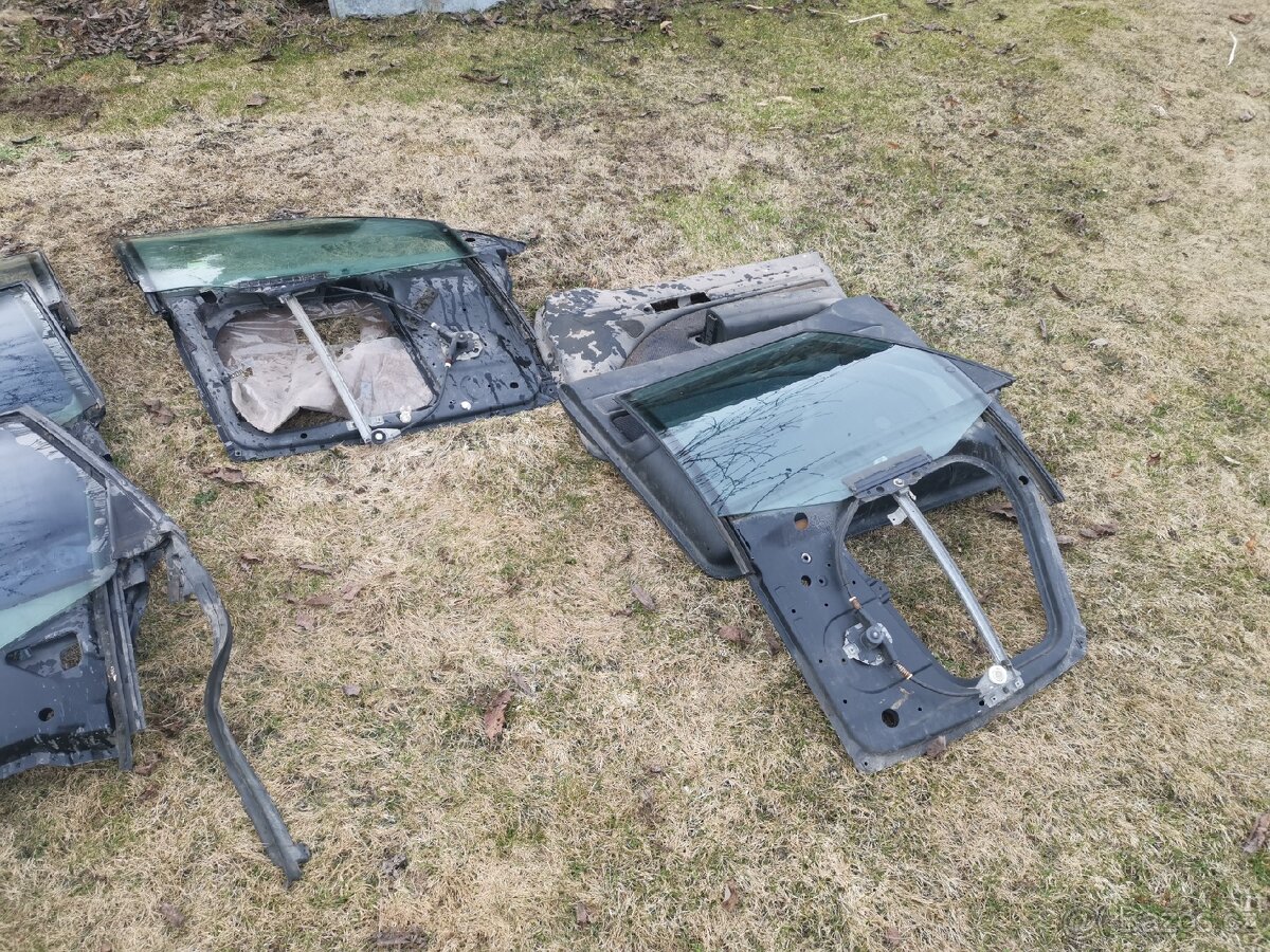 Díly na Audi 100 - 200 doutník - 2