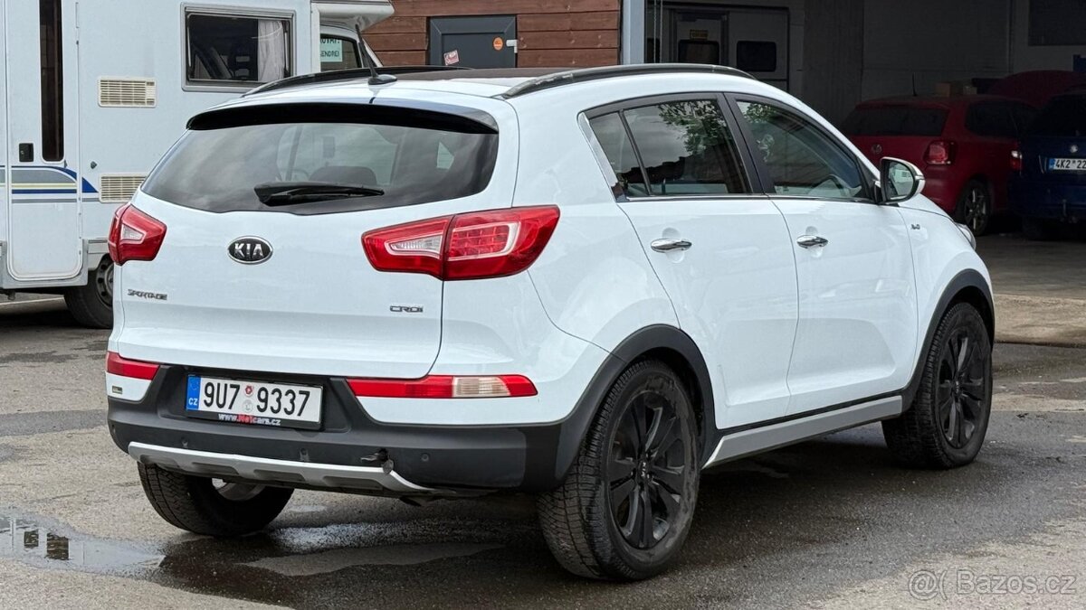 Kia Sportage III 2.0 Crdi 4x4 - 2
