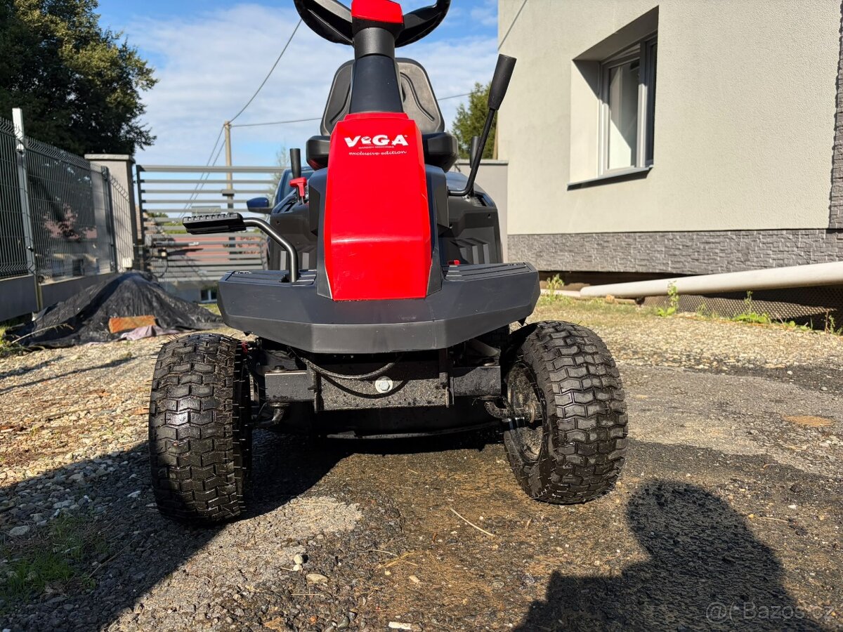 Zahradní traktor Vega t66r - 2