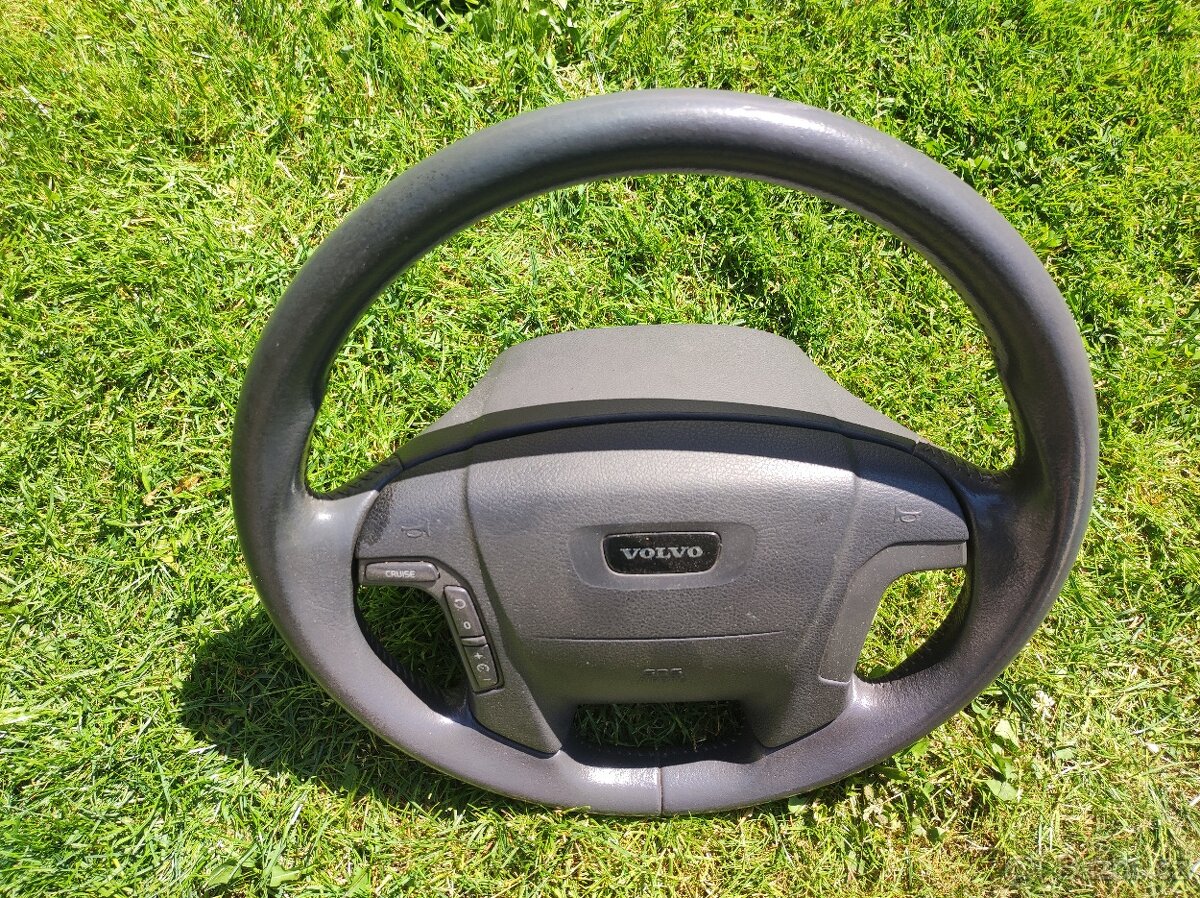 volant s airbagem na Volvo - 2