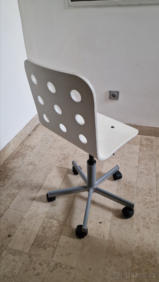Ikea dětská pracovní židle - 2